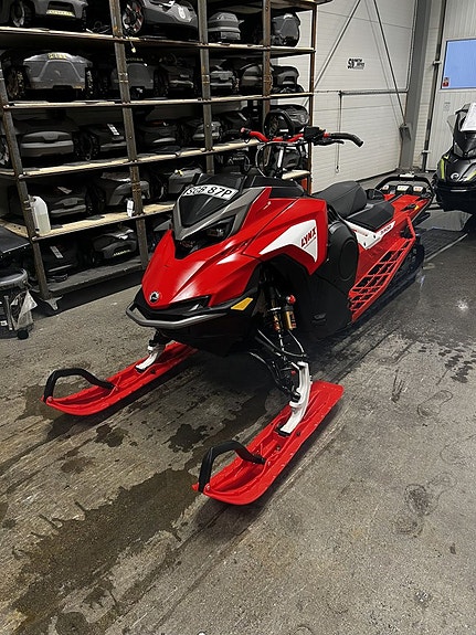 Lynx Shredder RE3700 850 E-TEC Turbo 3,95% Ränta!