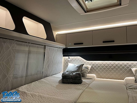 Knaus L!VE WAVE 700 MEG PLATINUM SELECTION 14 of 20