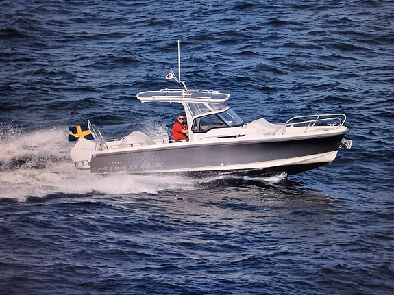 Nimbus Tender 8  T8 T-Top