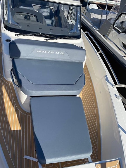 Nimbus Tender 8  T8 T-Top 2 of 12