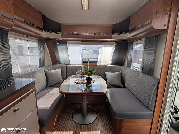 Adria ADORA 512 UP *ALDE / Dubbelbädd / Lättkörd 3 of 21