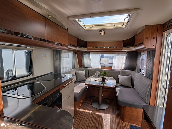 Adria ADORA 512 UP *ALDE / Dubbelbädd / Lättkörd 2 of 21