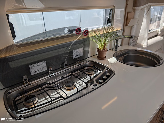 Kabe SAFIR 600 GLE KS *Stor dubbelbädd B5 / Hög komfort 8 of 21