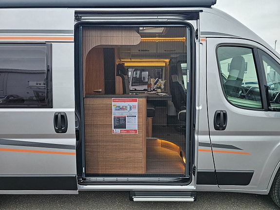 Weinsberg CaraBus EDITION (FIRE) 600 ME Långbäddar Automat TRUMA 6D+E 7 of 25