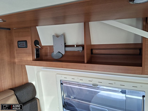 Dreamer FamilyVan 540 / 2-våningssäng / Taksäng 10 of 20