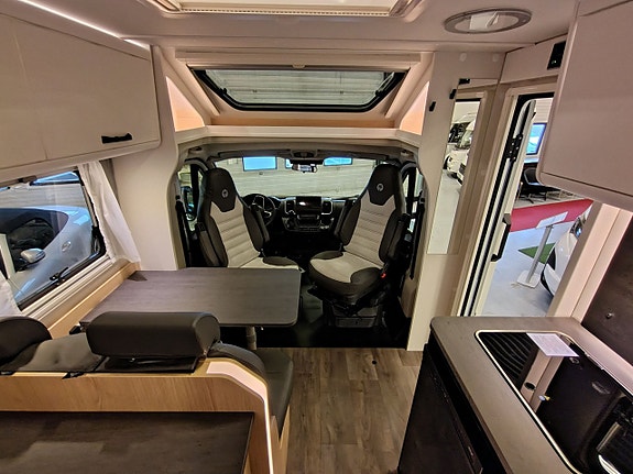 Sunlight T 58 Adventure Edition, Fullutrustad, Under 6 m 6 of 10