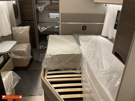 Adria Alpina 663 UK Barnkammare *Adria Kampanj AC på köpet* . 9 of 18