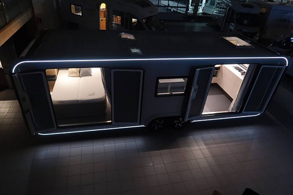 Adria Astella 704 HP (ALDE+Ugn+Cityvatten+KOLLA IN) 6 of 25