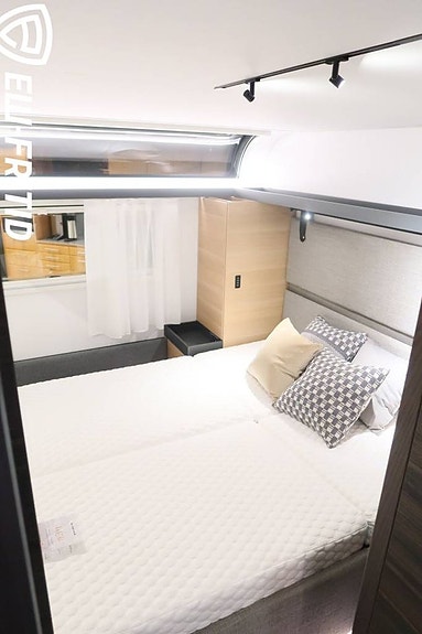 Adria Astella 704 HP (ALDE+Ugn+Cityvatten+KOLLA IN) 22 of 25