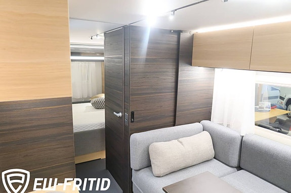 Adria Astella 704 HP (ALDE+Ugn+Cityvatten+KOLLA IN) 20 of 25