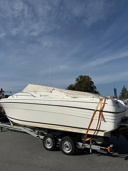 Jeanneau Leader 705 + Mercruiser 4,3L (-99)