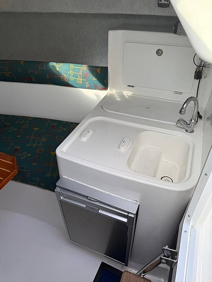 Jeanneau Leader 705 + Mercruiser 4,3L (-99) 8 of 12