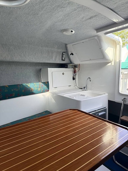 Jeanneau Leader 705 + Mercruiser 4,3L (-99) 5 of 12