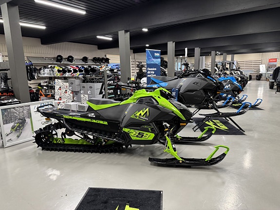 Arctic Cat  M 858  146" Sno ES 2.6 -25 5 of 5