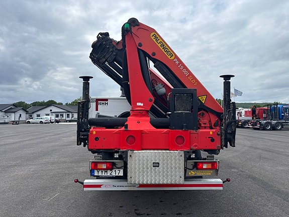 Volvo FM 330 Brädgårdsbil Palfinger kran 4 of 12