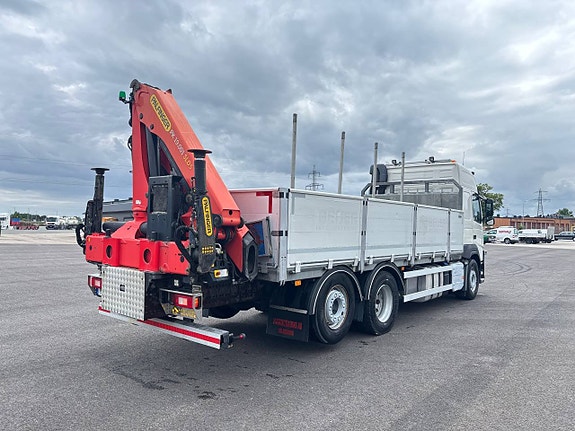 Volvo FM 330 Brädgårdsbil Palfinger kran 5 of 12