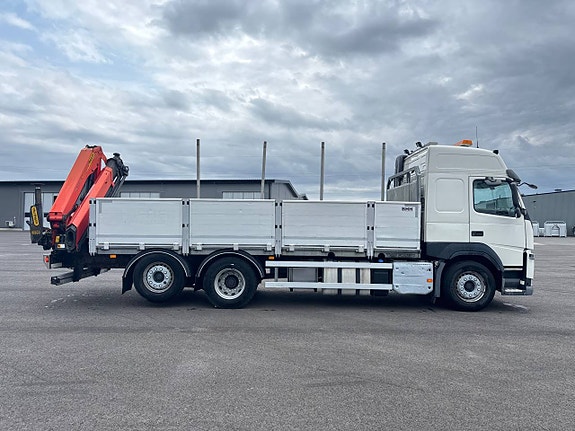 Volvo FM 330 Brädgårdsbil Palfinger kran 6 of 12