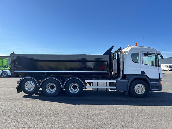 Scania P450 Tridem Joab Cameleont snabblås Bergflak 4 of 6