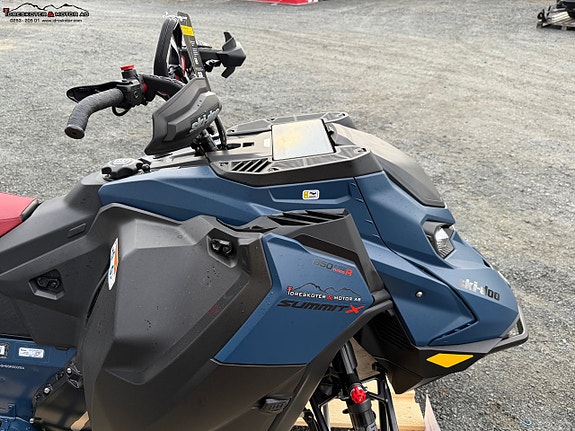 Ski-Doo Summit X Expert 850 E-TEC Turbo R HUB *Kampanj* 6 of 8