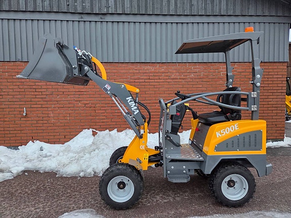 Eldriven kompaktlastare Kima K500E ink redskap. I lager!