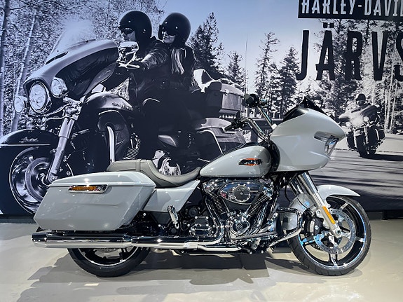 Harley-Davidson Road Glide 117 "Prissänkt & 3,95% Ränta"