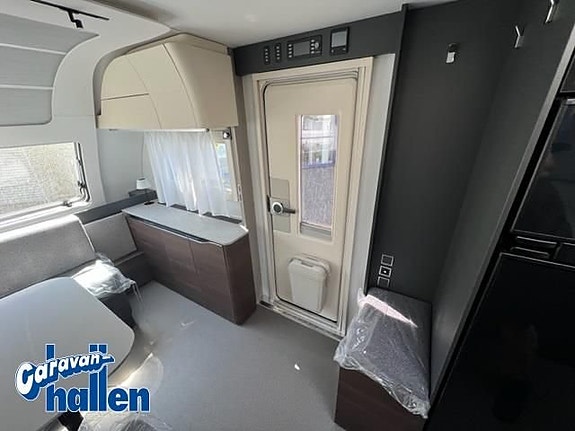 Adria Alpina 583 LP (ACC+ Mach plus) 16 of 19