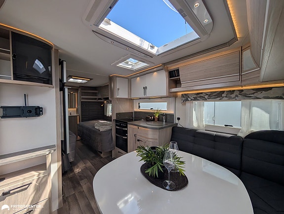 Kabe ROYAL 600 TDL KS *Långbäddar / Boxmarkis & Förtält 5 of 21