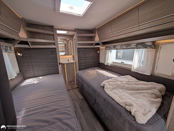 Kabe ROYAL 600 TDL KS *Långbäddar / Boxmarkis & Förtält 11 of 21