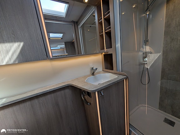 Kabe ROYAL 600 TDL KS *Långbäddar / Boxmarkis & Förtält 18 of 21