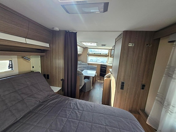 Kabe ROYAL 780 TDL FK KS E8 Frontkök Queenbed 12 of 14
