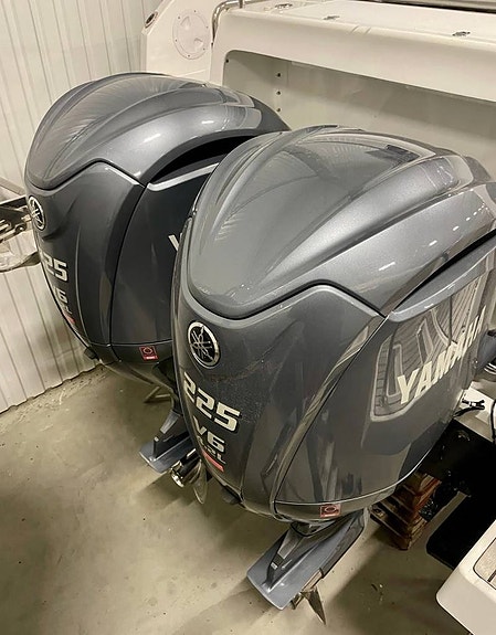 JEANNEAU 895 Sport Offshore 2 x YAMAHA F 225 XCB 2022 4 of 10
