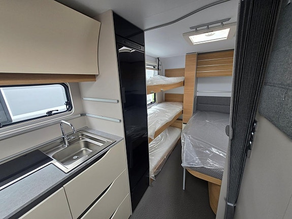Adria Adora 593 UK Barnkammare 6 of 18