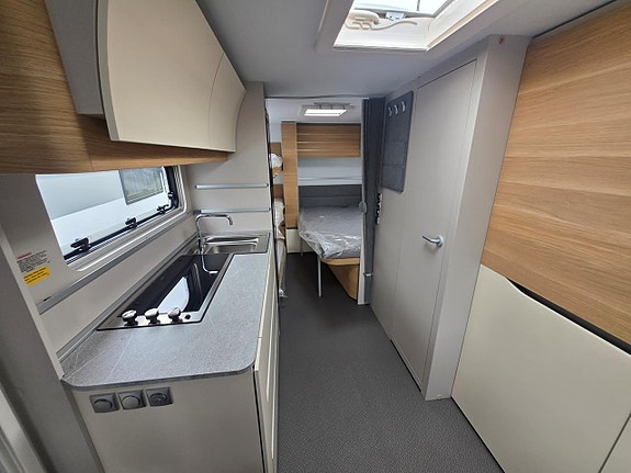 Adria Adora 593 UK Barnkammare 8 of 18