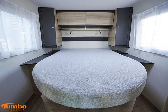 Itineo CM660, Queenbed 11 of 19
