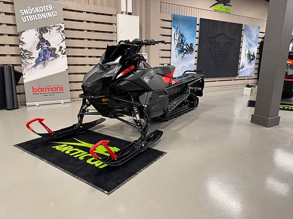 Arctic Cat RIOT 600 -24 2 of 5