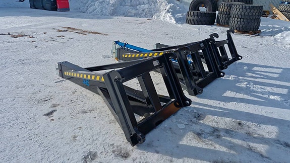 Mekanisk och hydraulisk kranarm med bra tiltvinkel 4 of 10