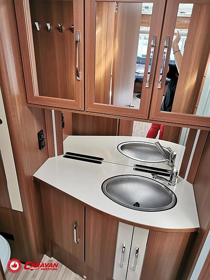LMC Maestro 540 E / ALDE / Mover / Markis 15 of 26