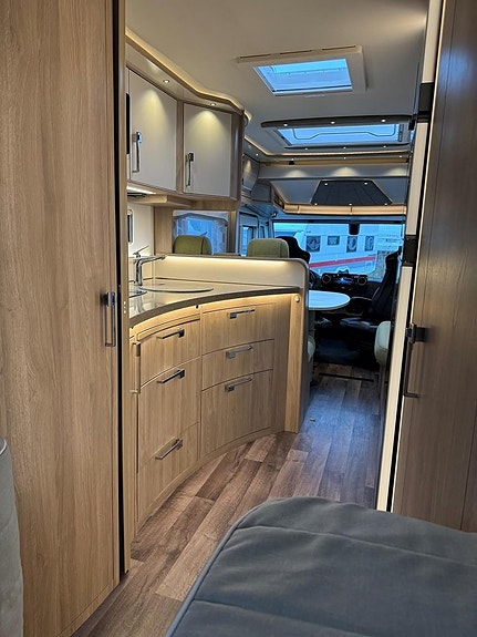 Kabe Imperial TravelMaster 910 T Långbäddar 14 of 17