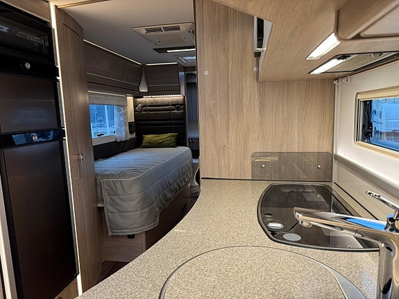 Kabe Imperial TravelMaster 910 T Långbäddar 9 of 17