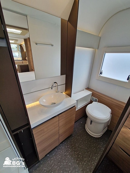 Adria ALPINA 663 HT / MOVER 6 of 8