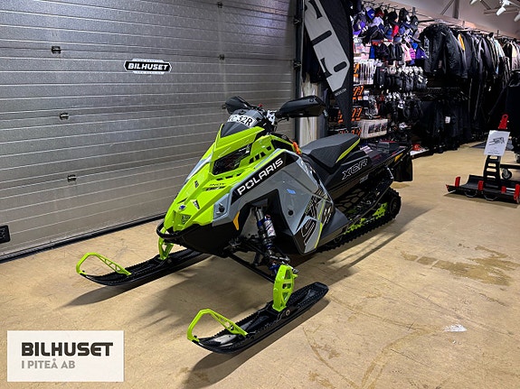 Polaris 9R INDY XCR 136 Storm Gray/Neon Kampanj -25 2 of 3