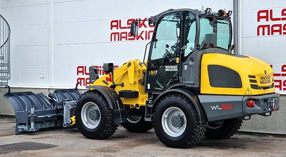 Wacker Neuson WL52 med vikplog 2,5m 3 of 9