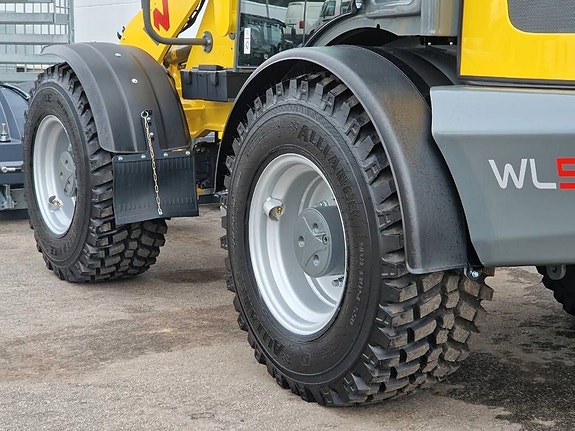 Wacker Neuson WL52 med vikplog 2,5m 7 of 9