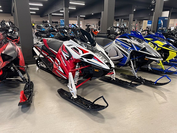 Yamaha Sidewinder XTX