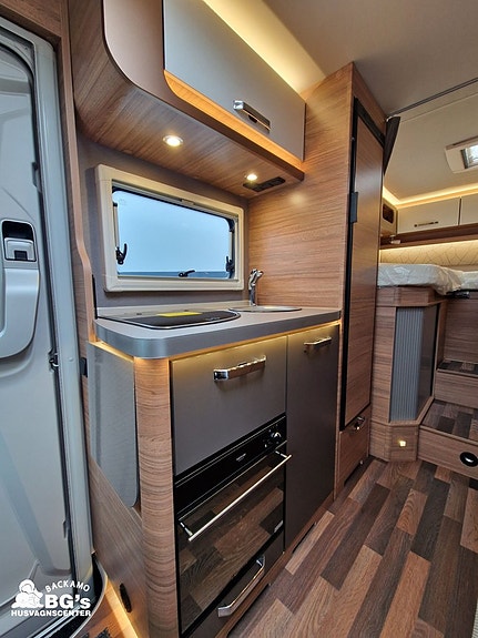 Weinsberg CaraCompact EDITION [PEPPER] 600 MEG //LAGERRENSNING// 5 of 9