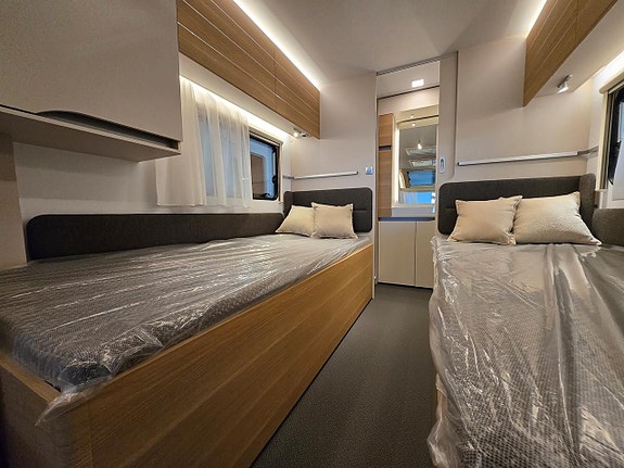 Adria ADORA 572 UT Långbäddar 9 of 13