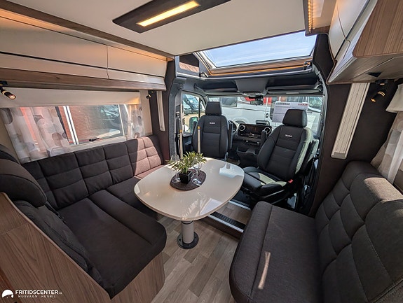 Kabe TRAVEL MASTER NOVUM 750 LXL *Året runt / Välutrustad / Taksäng 2 of 21