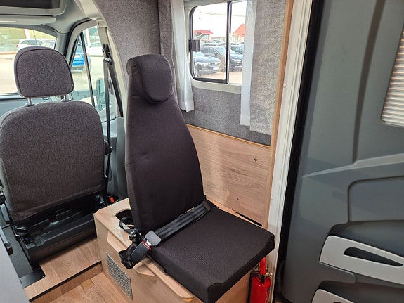 Dethleffs T7055 EBL JUST GO TDCI 140HK Husbil Aut 17 of 19
