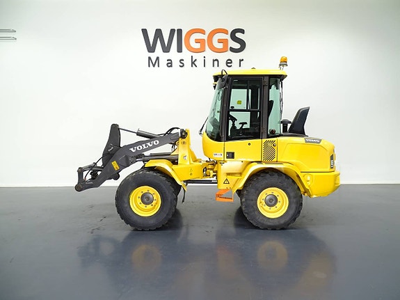 Volvo L30GS - 17 / High Speed 30km/t