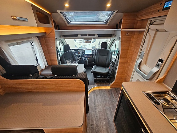Weinsberg CaraLoft 550MF  AUT / El Golvvärme 17 of 27